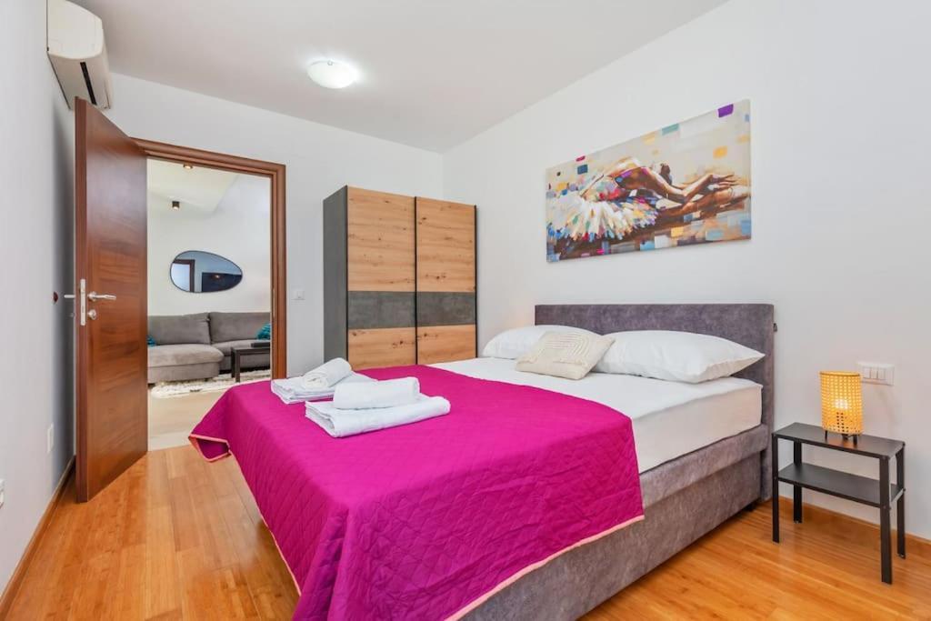 Stylish Two Bedroom Apartment&Garage Parking Place Dubrovnik Exteriör bild
